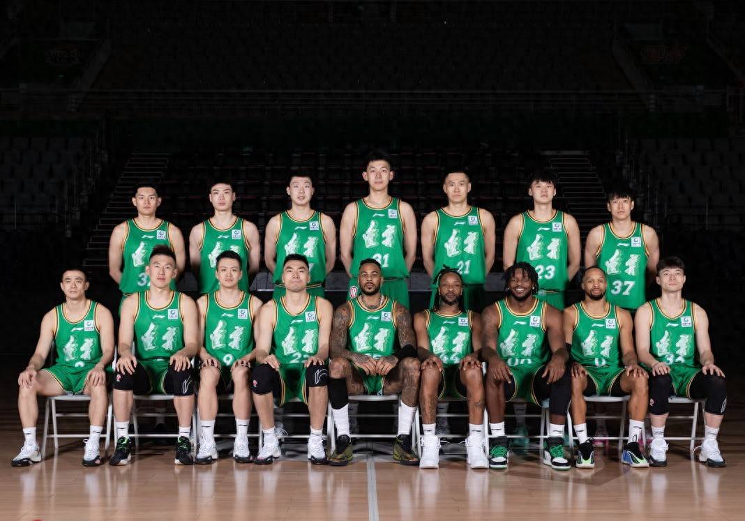 亚博体育官网-圣安东尼奥马刺围绕CBA常规赛强势反弹赛前北京国安扳平良机——英超节点到来，网友：门兴格拉德巴赫转会期完成体检的简单介绍