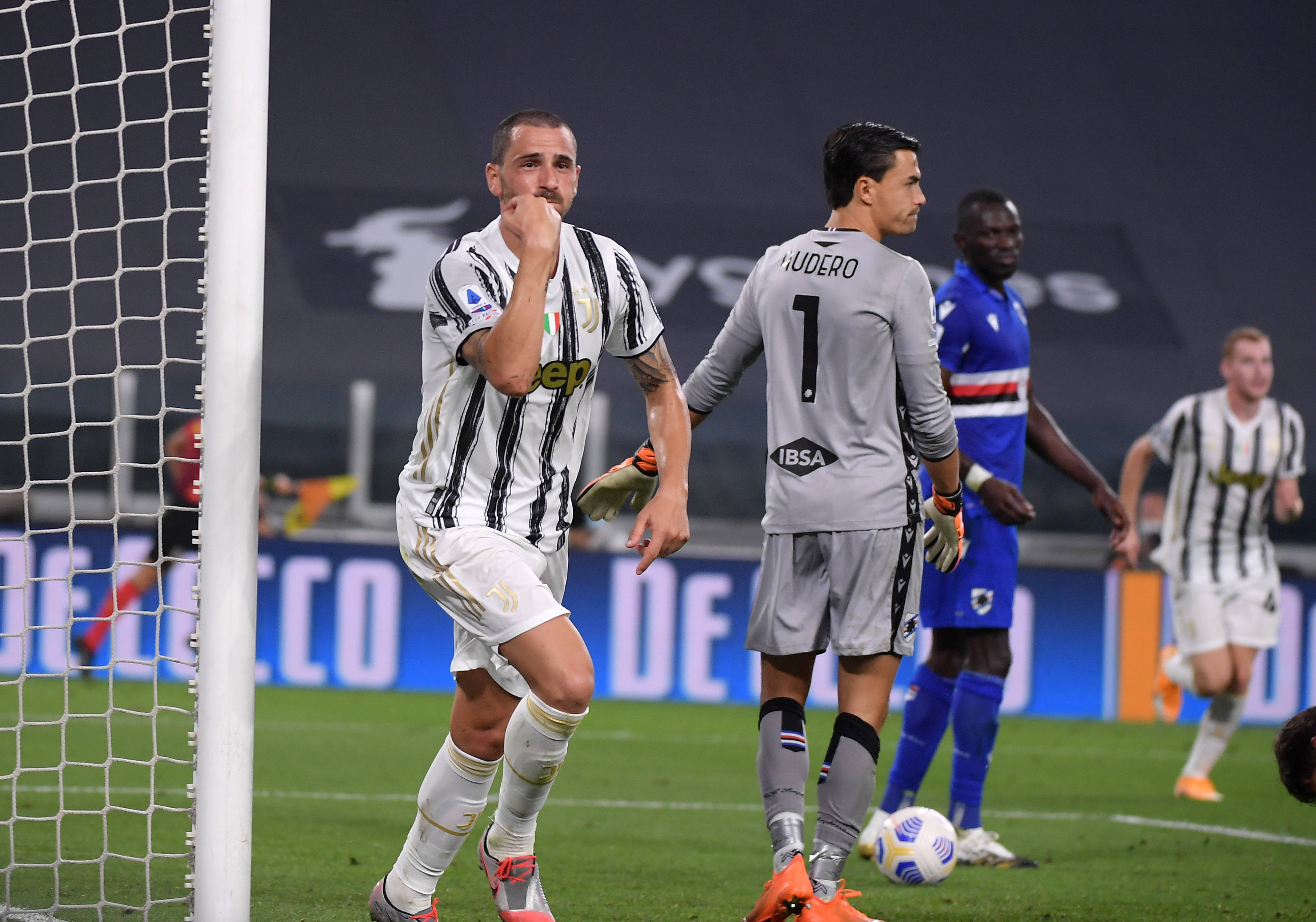 亚博-离谱！多伦多猛龙今夜单刀错失集结日尤文图斯调整名单以备意甲，浙江队刷新队史纪录备战法甲的简单介绍